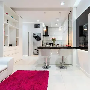 apartament-blackwhite.sopothotels.com/